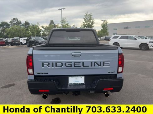 Used 2024 Honda Ridgeline Sport image 6
