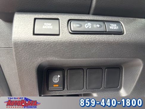 Used 2025 Nissan Frontier PRO-4X AWD/4WD image 27