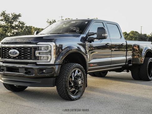 Used 2024 Ford F450 King Ranch w/ FX4 Off-Road Package AWD/4WD image 14