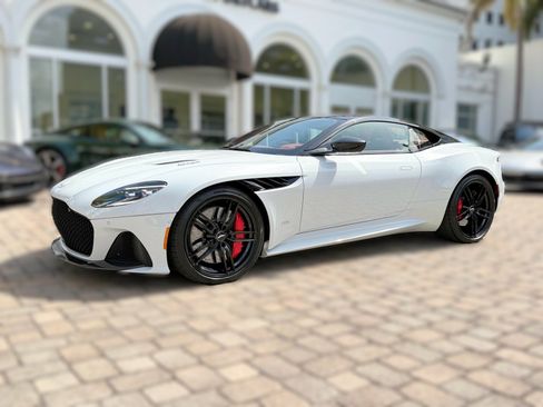 Used 2020 Aston Martin DBS Superleggera RWD image 1