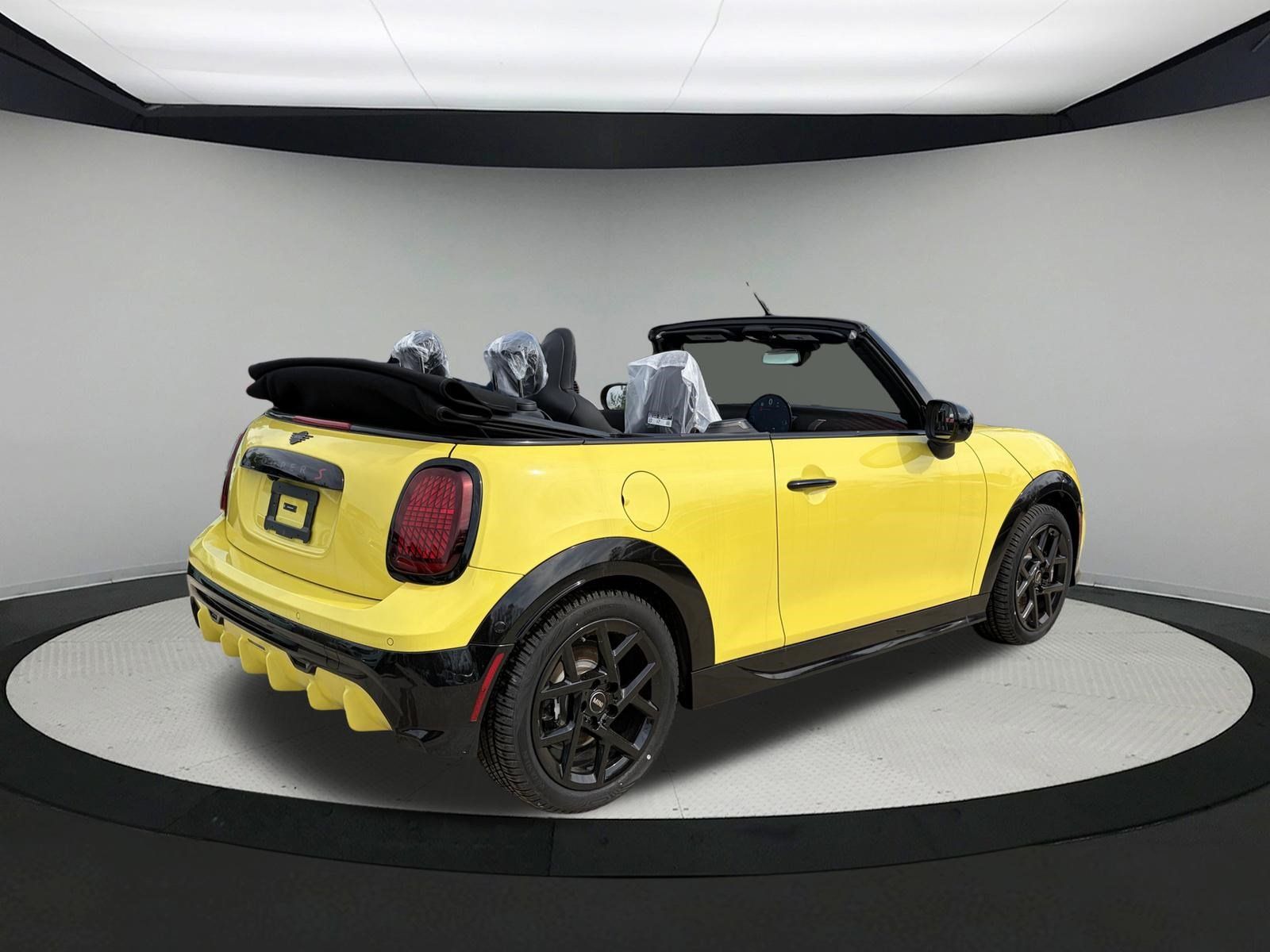 Used 2026 MINI Cooper S FWD image 4