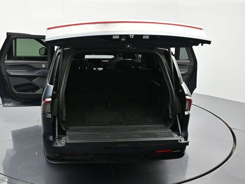 New 2026 Lincoln Navigator L Reserve w/ Jet Appearance Package AWD/4WD image 46