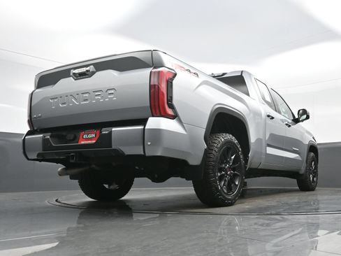 Used 2022 Toyota Tundra Limited w/ TRD Off-Road Package AWD/4WD image 32
