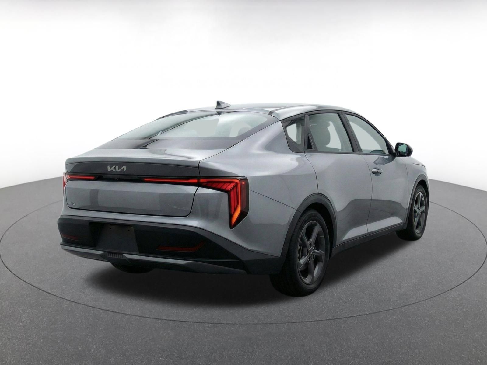 Used 2025 Kia K4 FWD image 8