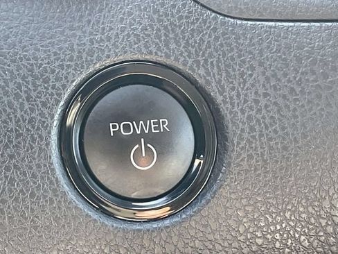 Used 2025 Toyota Camry LE FWD image 34
