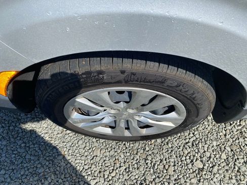 Used 2021 Kia Soul LX image 27