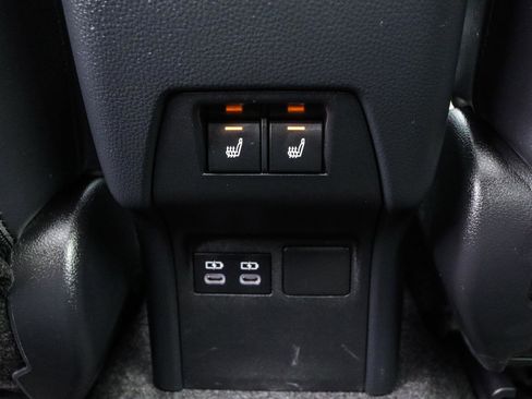 Used 2024 Toyota Prius Limited w/ Limited Premium Package image 15