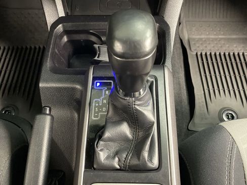 Used 2021 Toyota Tacoma TRD Off-Road image 26