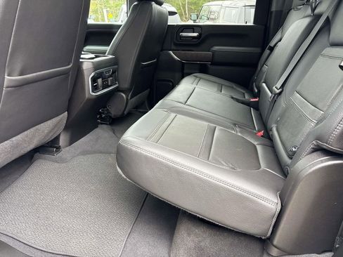 Used 2022 GMC Sierra 2500 Denali AWD/4WD image 12