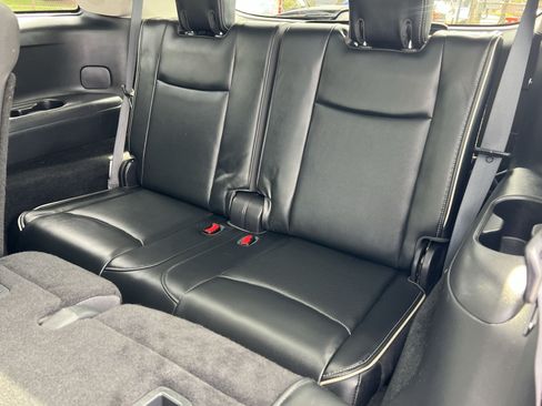 Used 2019 INFINITI QX60 Luxe w/ Sensory Package AWD/4WD image 25