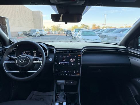 Used 2024 Hyundai Santa Cruz SEL image 19