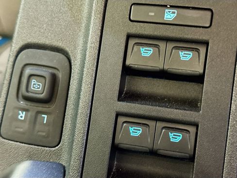 Used 2022 Ford Bronco Wildtrak AWD/4WD image 21