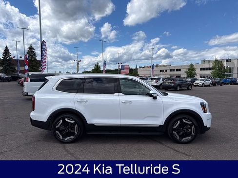 Used 2024 Kia Telluride S w/ S Sunroof Package AWD/4WD image 6