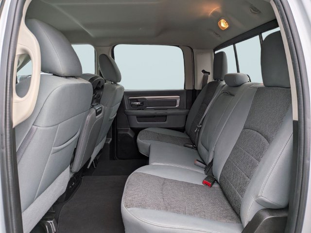 Used 2019 RAM 1500 Big Horn RWD image 13