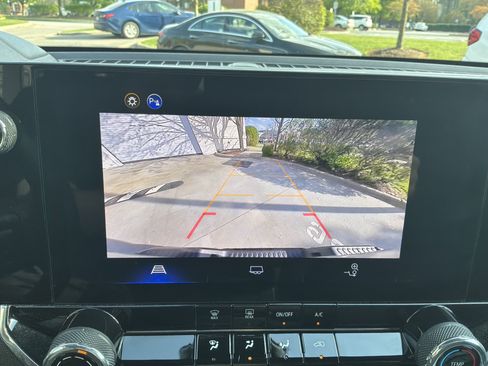 Used 2025 Chevrolet Colorado W/T w/ WT Custom Package image 22