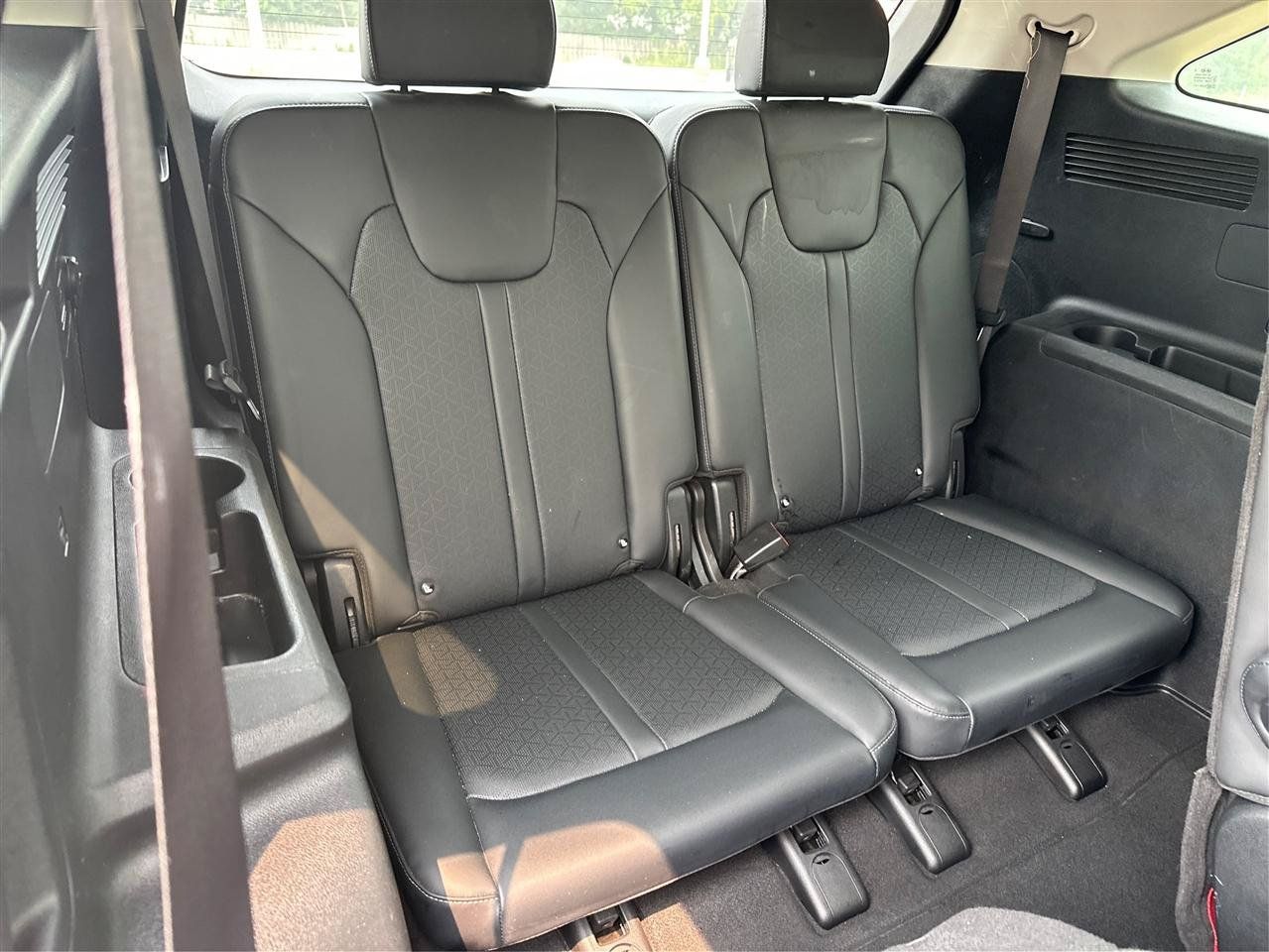Used 2021 Kia Sorento S FWD image 37