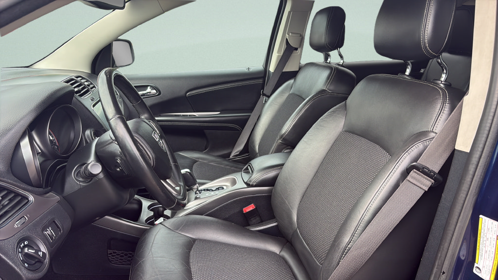 Used 2017 Dodge Journey Crossroad FWD image 10