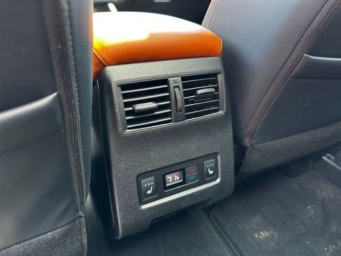 Used 2023 Mitsubishi Outlander SEL 40th Anniversary AWD/4WD image 17