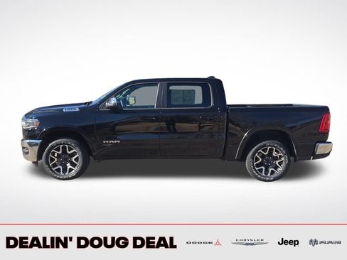 Used 2025 RAM 1500 Laramie AWD/4WD image 3
