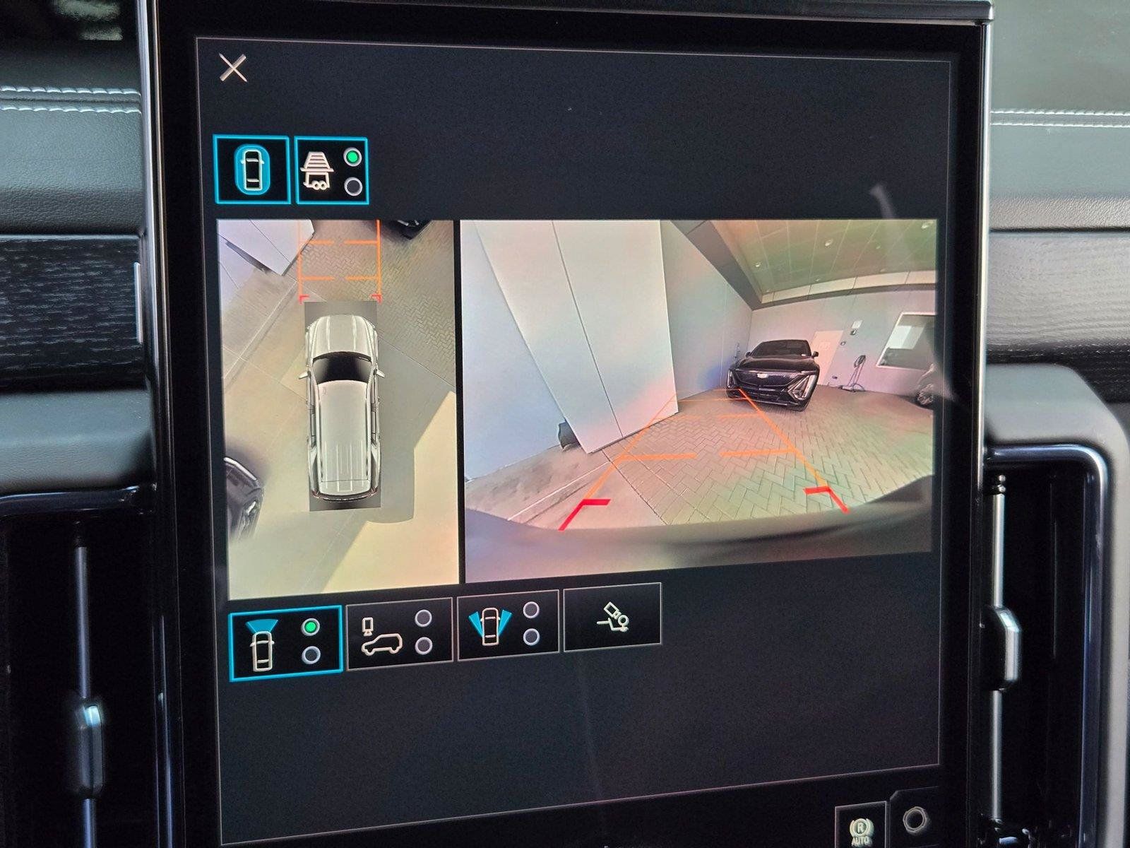 Used 2026 GMC Yukon AT4 Ultimate w/ LPO, Floor Liner Package AWD/4WD image 19