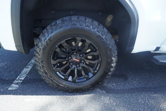 Used 2023 GMC Sierra 1500 AT4X AWD/4WD image 40