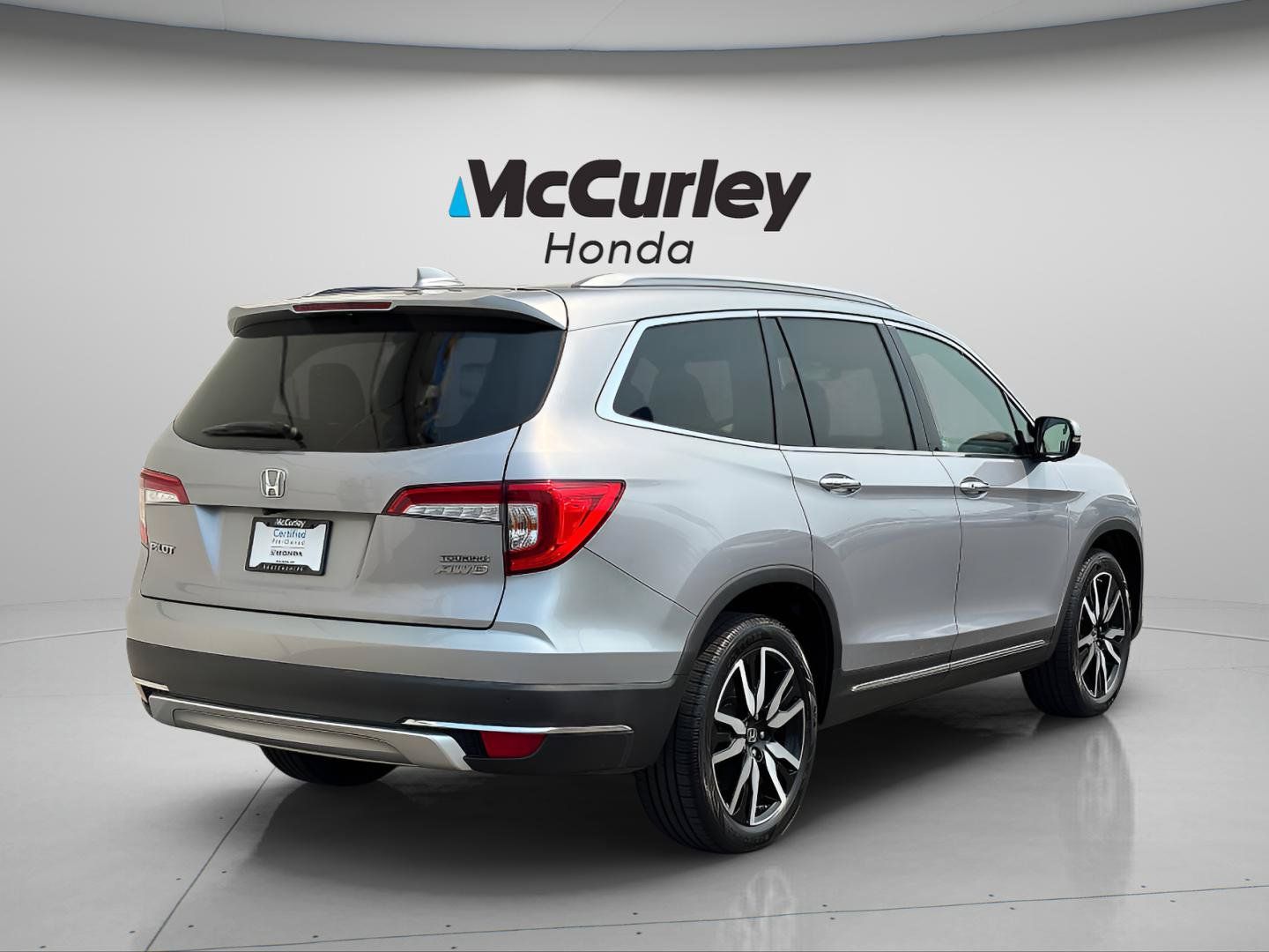Certified 2022 Honda Pilot Touring image 3