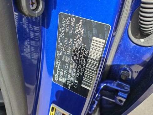 Used 2025 Hyundai Venue SEL image 30