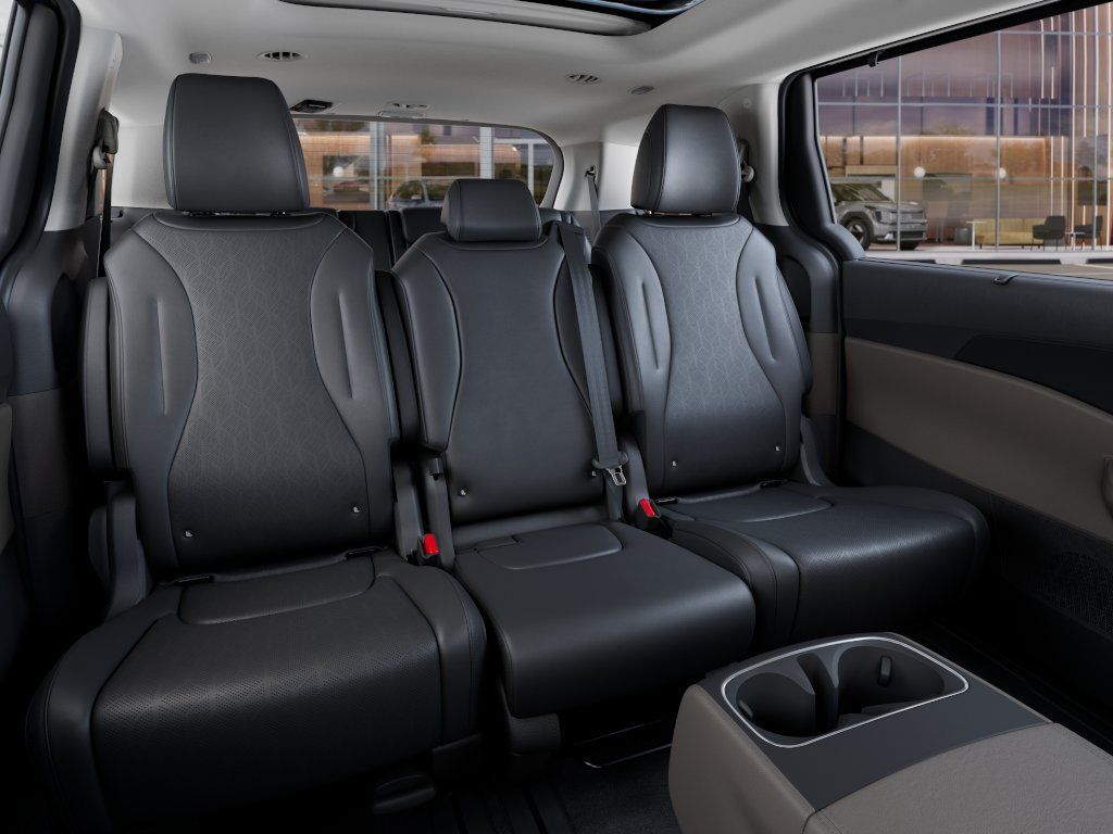 New 2027 Kia Carnival SX FWD image 17