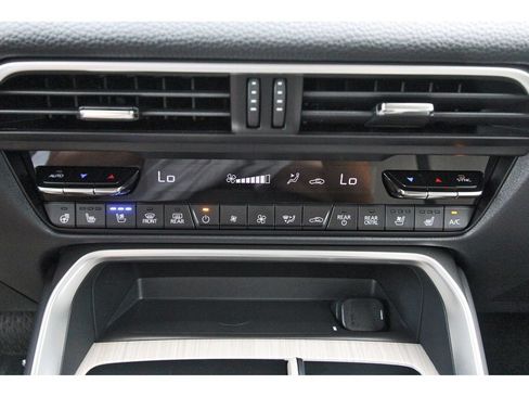 New 2026 MAZDA CX-90 3.3 Turbo w/ Preferred Package AWD/4WD image 25