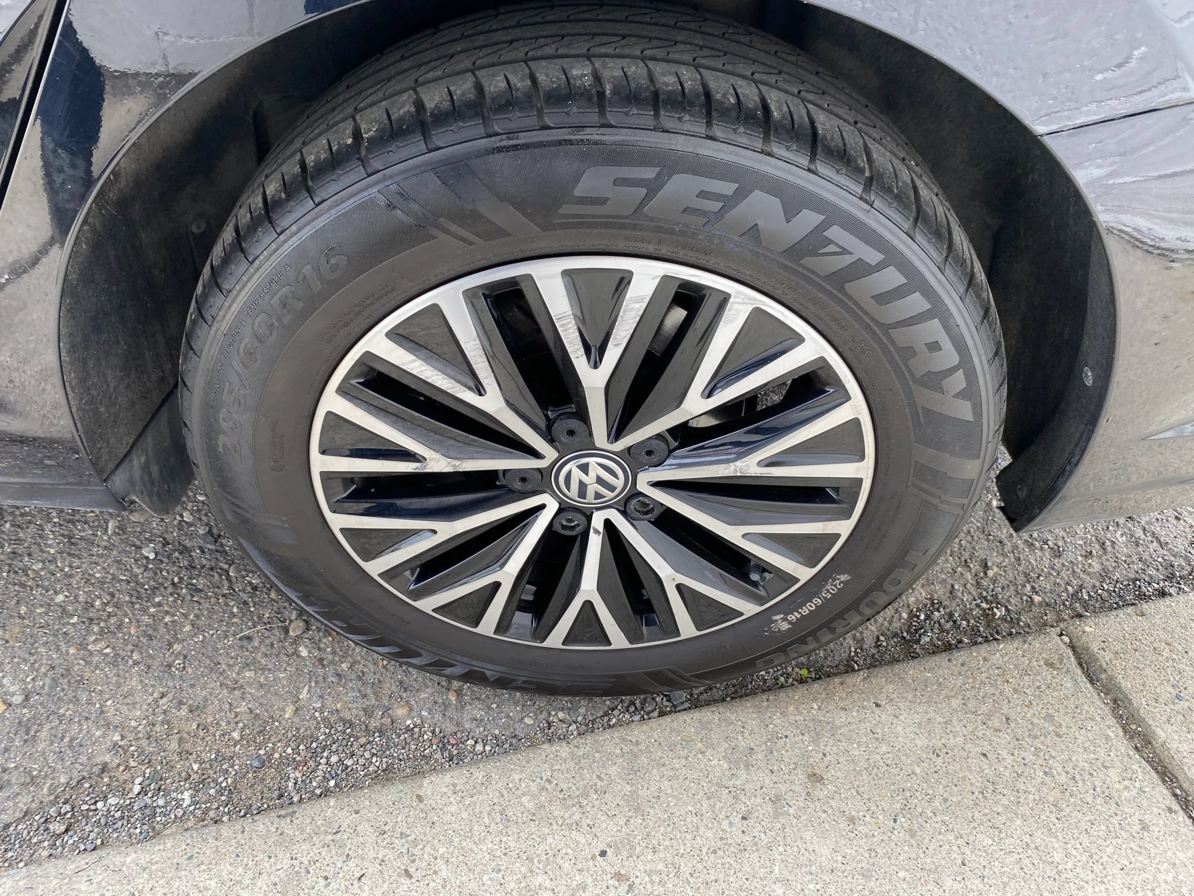 Used 2021 Volkswagen Jetta SE FWD image 28