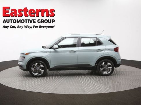 Used 2025 Hyundai Venue SEL FWD image 61
