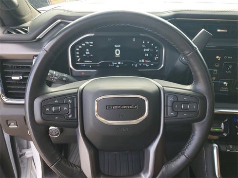Used 2024 GMC Sierra 2500 Denali Ultimate w/ Max Trailering Package image 11