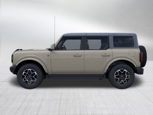 New 2025 Ford Bronco Outer Banks image 3