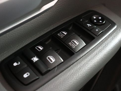 Used 2020 RAM 1500 Big Horn AWD/4WD image 32