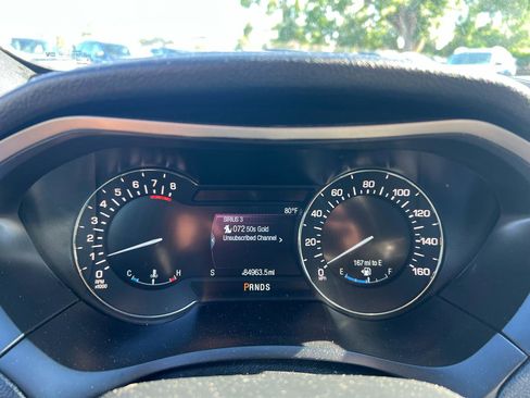 Used 2017 Lincoln MKZ Reserve FWD image 11