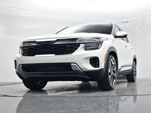 New 2026 Kia Seltos SX image 36