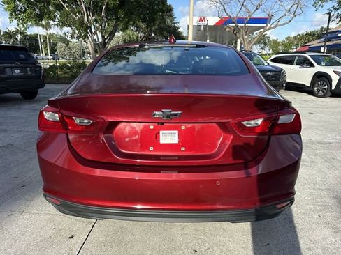 Used 2018 Chevrolet Malibu LT w/ Leather Package FWD image 24