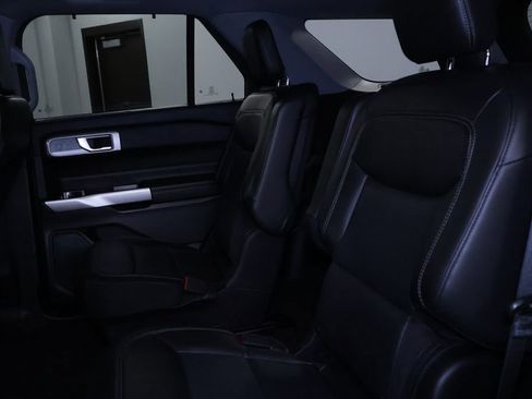 Used 2022 Ford Explorer Limited w/ Hybrid Equipment Group 310A image 13