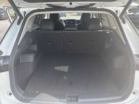 Used 2026 Volkswagen Tiguan SE FWD image 27