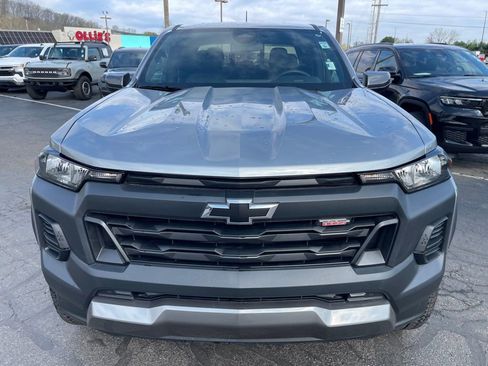 Used 2025 Chevrolet Colorado Trail Boss image 5