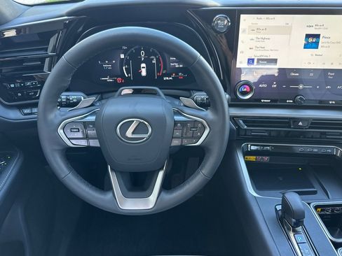 Used 2024 Lexus TX 350 350 Premium w/ Captains Chair Package image 18