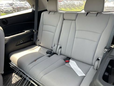 Used 2020 Honda Pilot Elite image 12