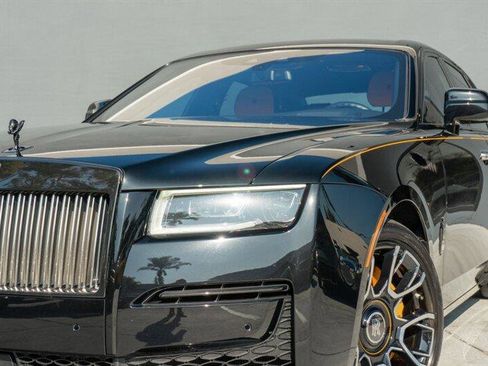 Used 2022 Rolls-Royce Ghost Black Badge image 23