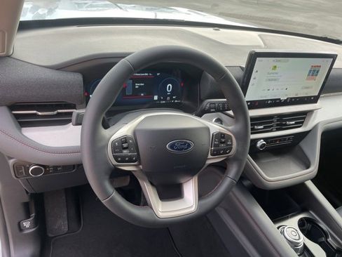 New 2026 Ford Explorer Active image 26
