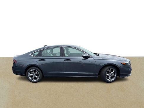 Used 2024 Honda Accord EX image 2