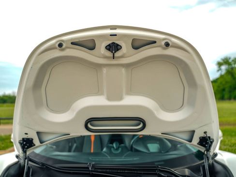Used 2017 McLaren 570S Coupe RWD image 63