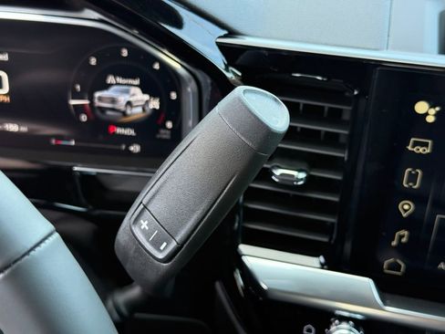 New 2026 GMC Sierra 1500 Elevation w/ LPO, Elevation Black Package image 32