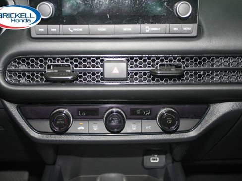 Certified 2024 Honda HR-V LX image 28