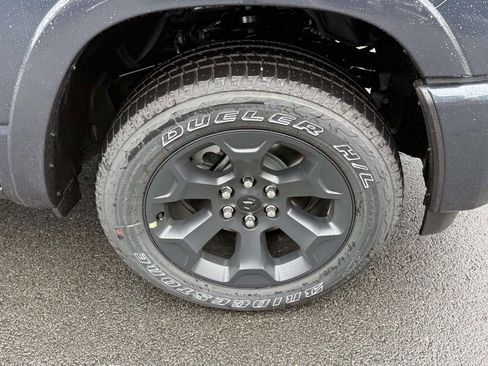 New 2026 RAM 1500 Big Horn AWD/4WD image 13