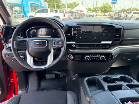 Used 2026 GMC Sierra 1500 Elevation AWD/4WD image 15